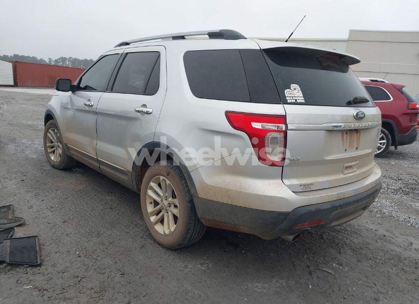 Photo 3 of 2012 Ford Explorer XLT (VIN 1FMHK7D97CGA02432)