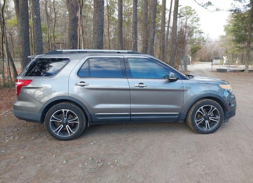 Photo 13 of 2011 Ford Explorer LIMITED (VIN 1FMHK7F81BGA41584)