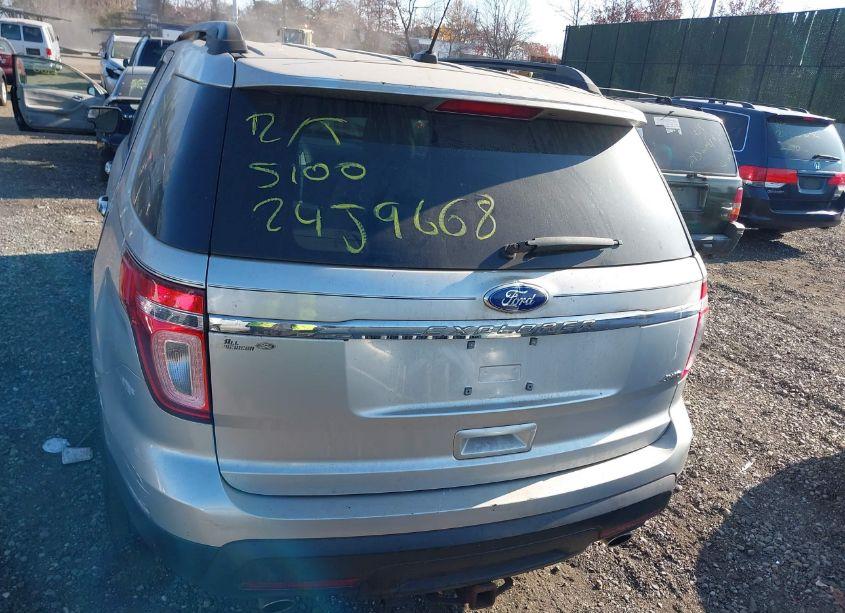 Photo 16 of 2011 Ford Explorer (VIN 1FMHK8B80BGA47937)