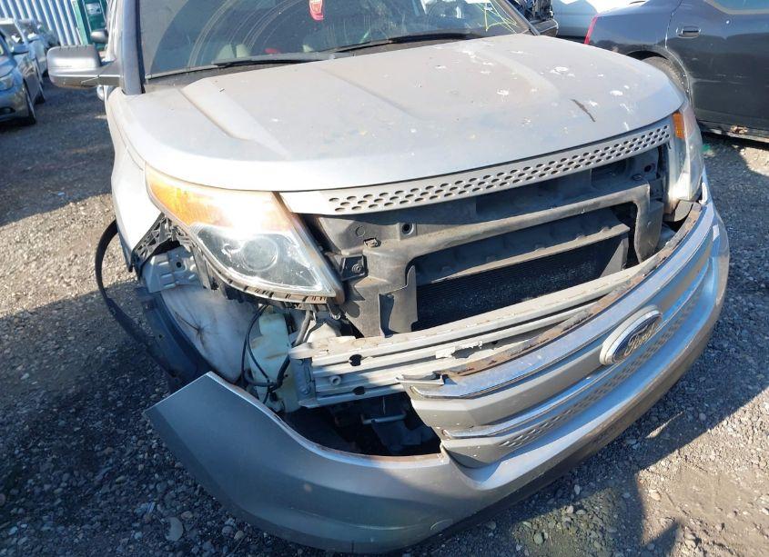 Photo 6 of 2011 Ford Explorer (VIN 1FMHK8B80BGA47937)