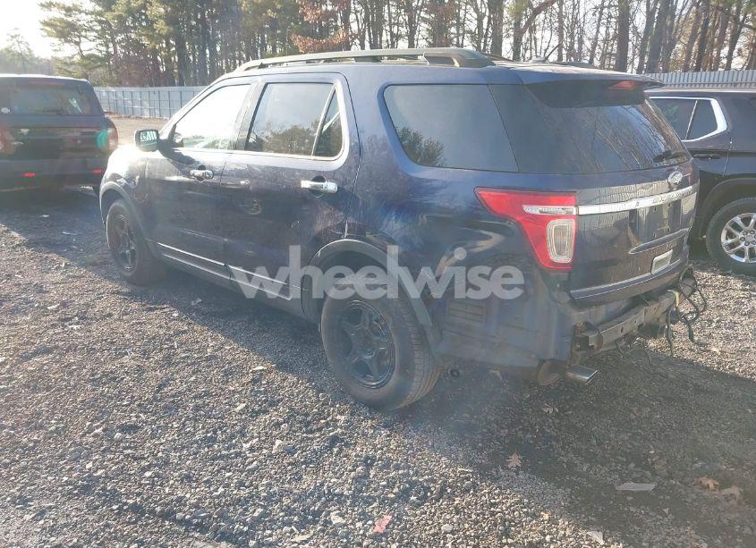 Photo 3 of 2011 Ford Explorer (VIN 1FMHK8B80BGA54385)