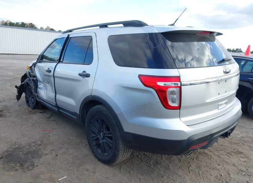 Photo 3 of 2011 Ford Explorer (VIN 1FMHK8B83BGA03172)