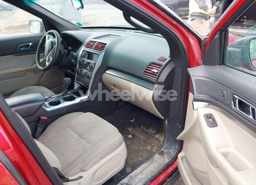 Photo 5 of 2012 Ford Explorer (VIN 1FMHK8B83CGA14724)