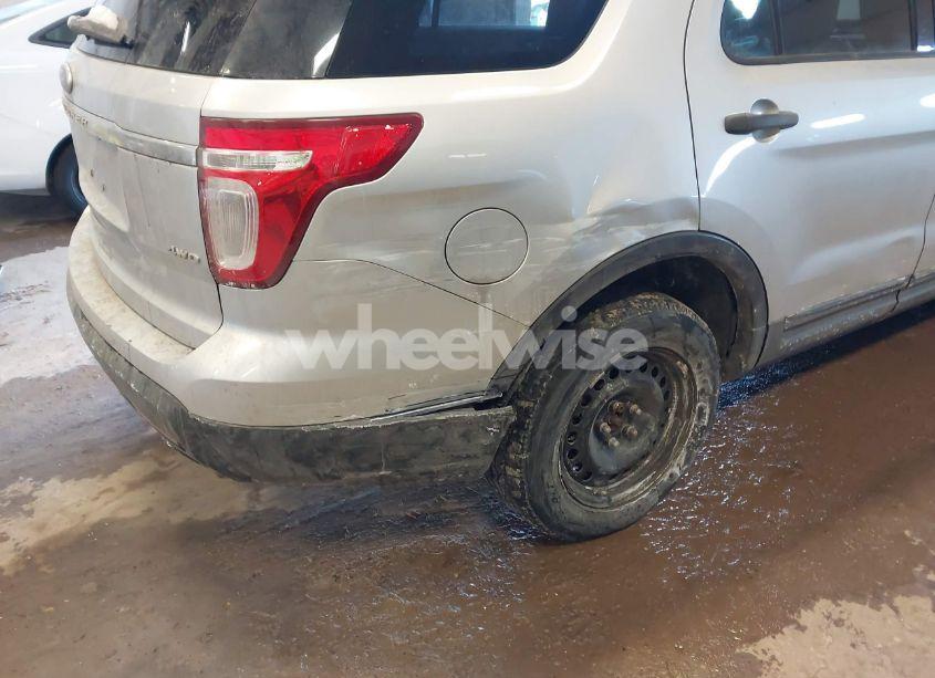 Photo 6 of 2011 Ford Explorer (VIN 1FMHK8B84BGA23933)