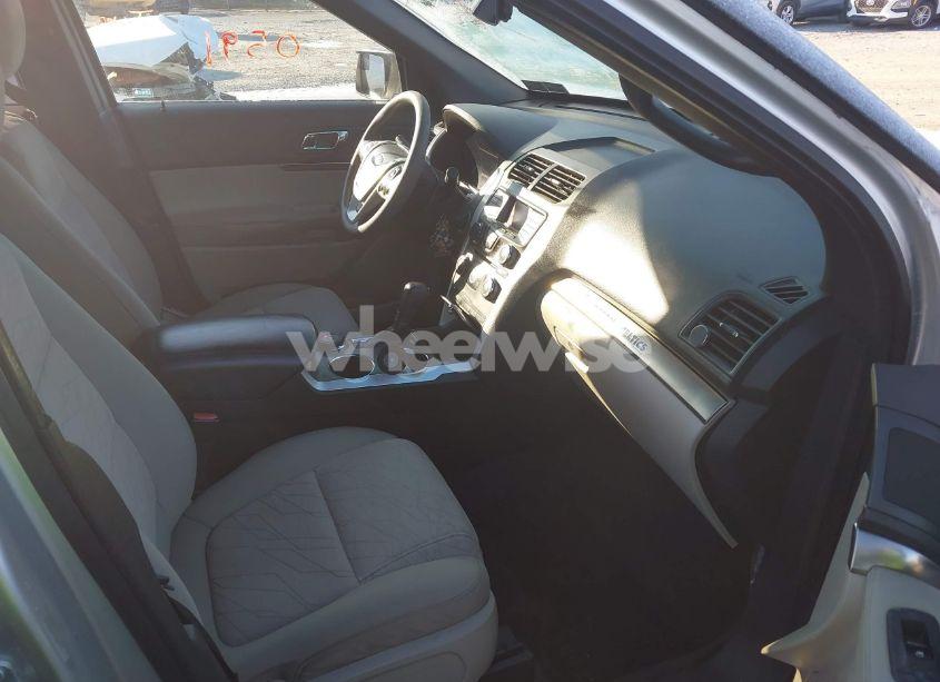 Photo 5 of 2011 Ford Explorer (VIN 1FMHK8B86BGA08236)