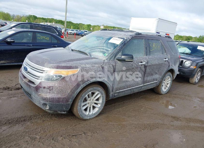 Photo 2 of 2011 Ford Explorer XLT (VIN 1FMHK8D80BGA76237)