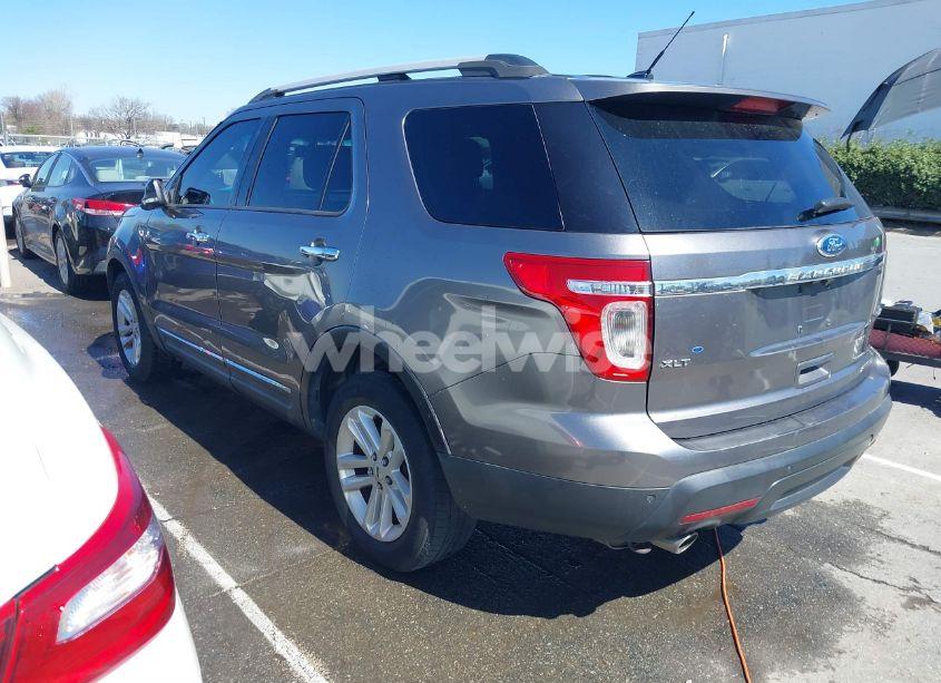 Photo 3 of 2012 Ford Explorer XLT (VIN 1FMHK8D80CGA22759)