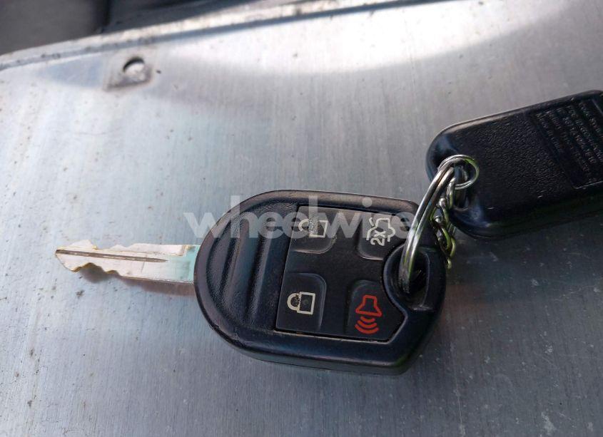 Photo 11 of 2011 Ford Explorer XLT (VIN 1FMHK8D82BGA31395)