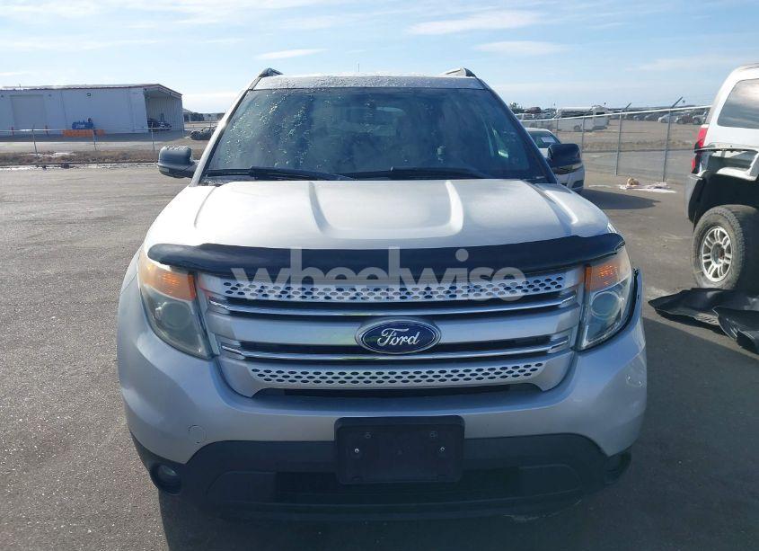 Photo 12 of 2011 Ford Explorer XLT (VIN 1FMHK8D82BGA31395)