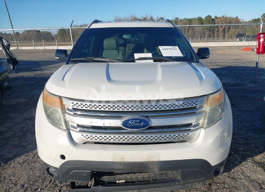 Photo 12 of 2011 Ford Explorer XLT (VIN 1FMHK8D82BGA59214)