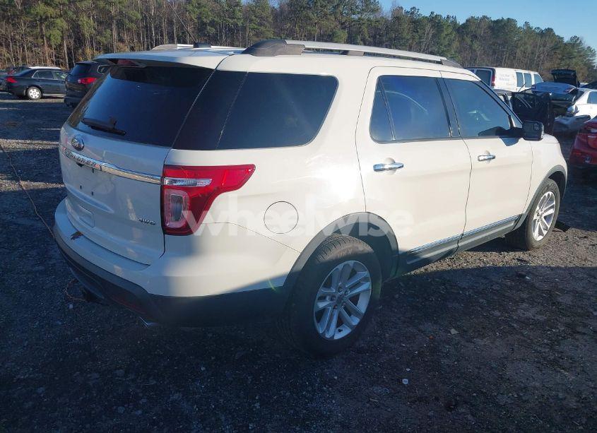 Photo 4 of 2011 Ford Explorer XLT (VIN 1FMHK8D82BGA59214)