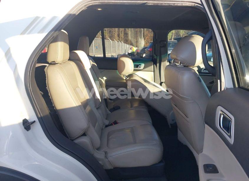 Photo 8 of 2011 Ford Explorer XLT (VIN 1FMHK8D82BGA59214)