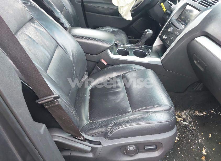 Photo 5 of 2011 Ford Explorer XLT (VIN 1FMHK8D82BGA66485)