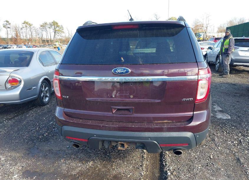 Photo 16 of 2011 Ford Explorer XLT (VIN 1FMHK8D82BGA74814)