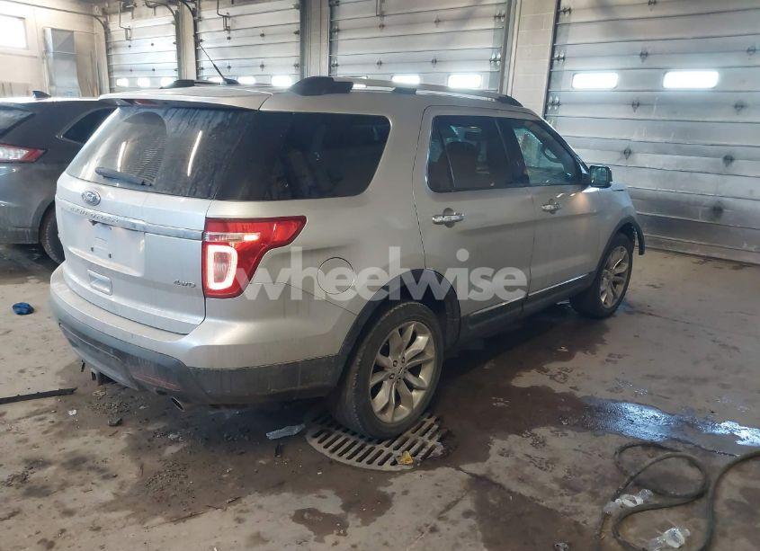 Photo 4 of 2012 Ford Explorer XLT (VIN 1FMHK8D82CGA20110)