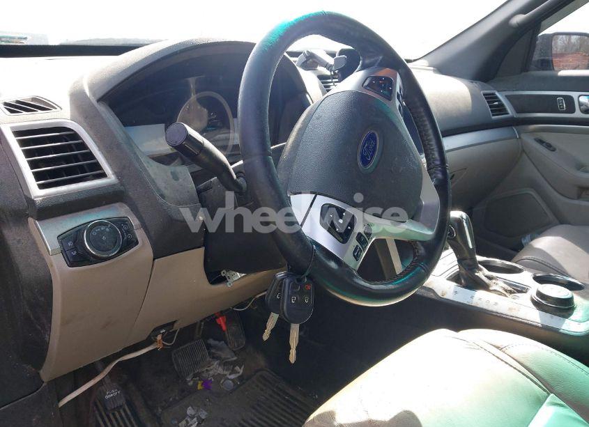 Photo 11 of 2012 Ford Explorer XLT (VIN 1FMHK8D82CGA35836)