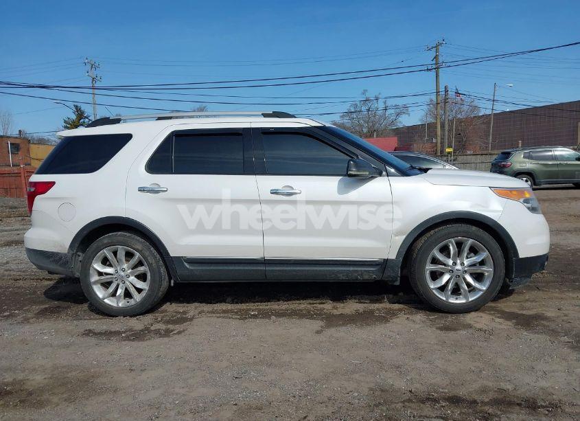 Photo 14 of 2012 Ford Explorer XLT (VIN 1FMHK8D82CGA35836)