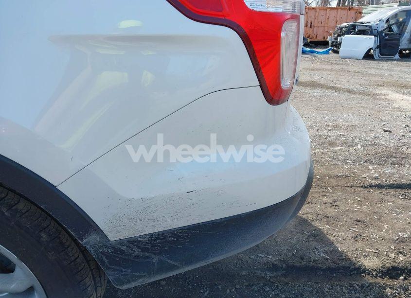 Photo 18 of 2012 Ford Explorer XLT (VIN 1FMHK8D82CGA35836)