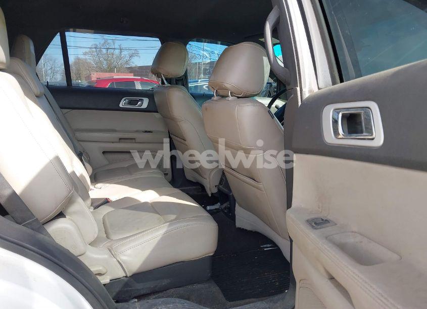 Photo 8 of 2012 Ford Explorer XLT (VIN 1FMHK8D82CGA35836)