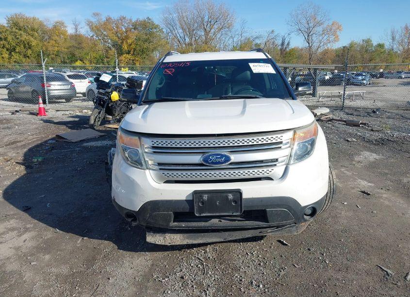 Photo 11 of 2011 Ford Explorer XLT (VIN 1FMHK8D83BGA75633)