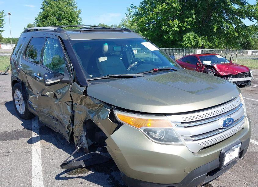 2012 Ford Explorer XLT (VIN 1FMHK8D83CGA10931) main photo