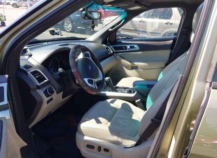 Photo 5 of 2012 Ford Explorer XLT (VIN 1FMHK8D83CGA10931)