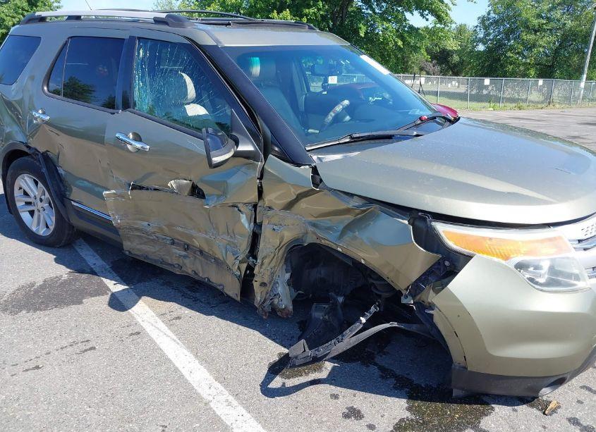 Photo 6 of 2012 Ford Explorer XLT (VIN 1FMHK8D83CGA10931)