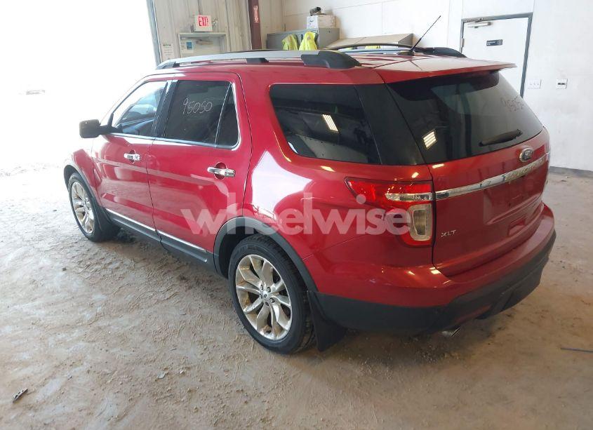 Photo 3 of 2012 Ford Explorer XLT (VIN 1FMHK8D83CGA43976)