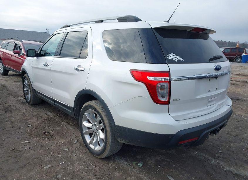 Photo 3 of 2012 Ford Explorer XLT (VIN 1FMHK8D83CGA62740)