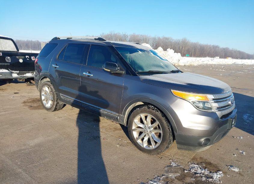 2011 Ford Explorer XLT (VIN 1FMHK8D84BGA06837) main photo
