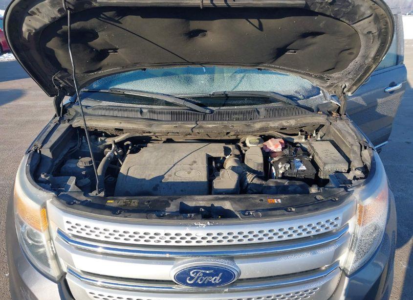 Photo 10 of 2011 Ford Explorer XLT (VIN 1FMHK8D84BGA06837)