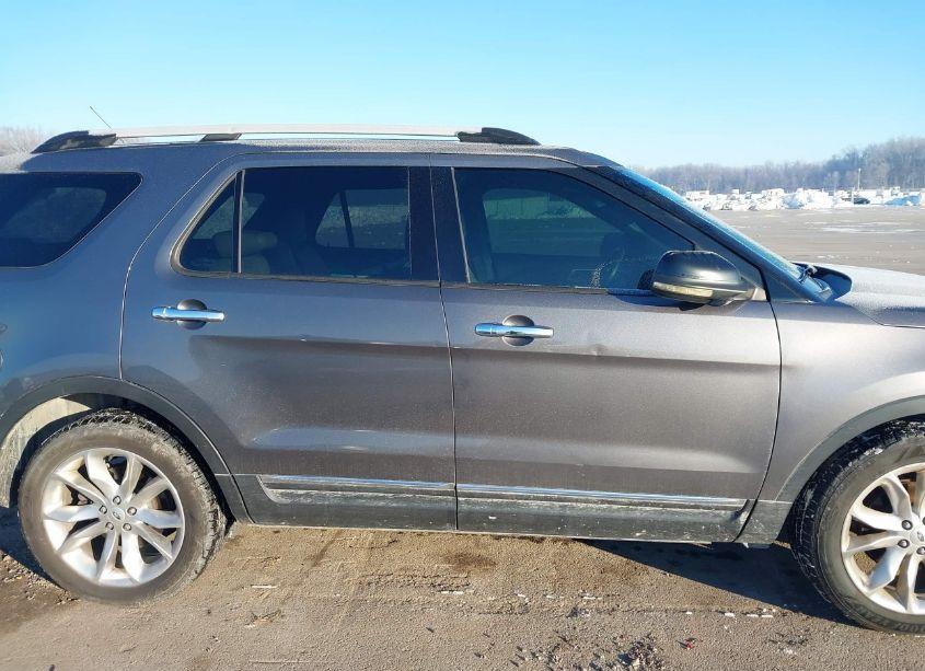 Photo 13 of 2011 Ford Explorer XLT (VIN 1FMHK8D84BGA06837)