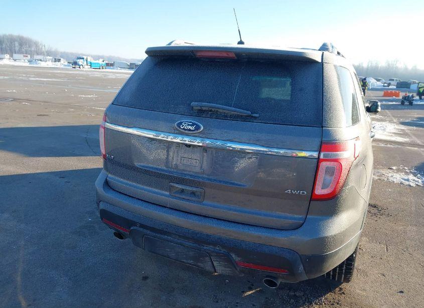 Photo 16 of 2011 Ford Explorer XLT (VIN 1FMHK8D84BGA06837)