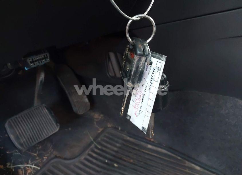 Photo 11 of 2011 Ford Explorer XLT (VIN 1FMHK8D84BGA26151)