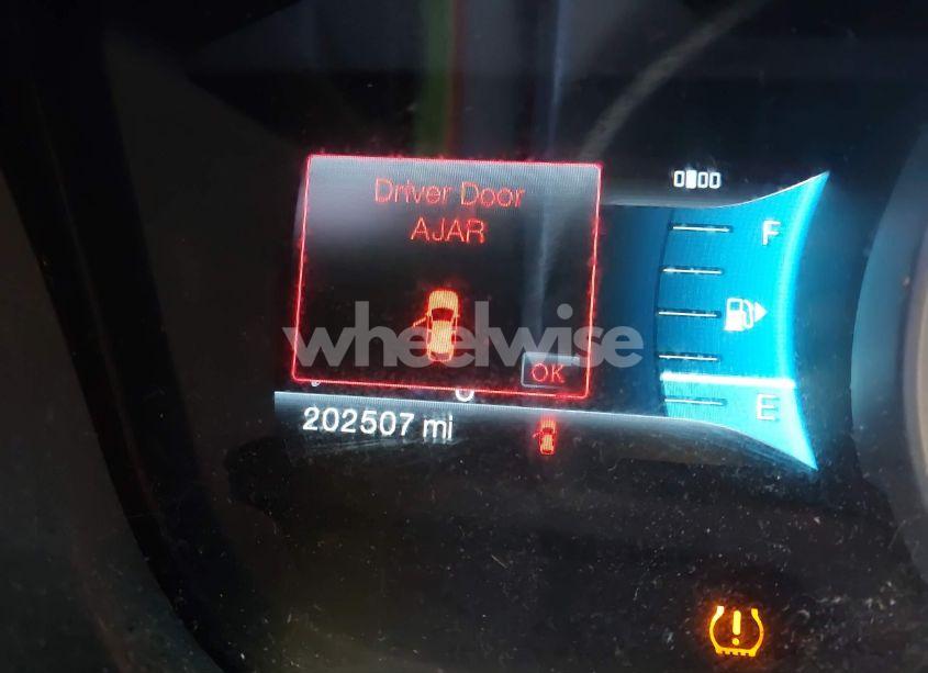 Photo 15 of 2011 Ford Explorer XLT (VIN 1FMHK8D84BGA26151)