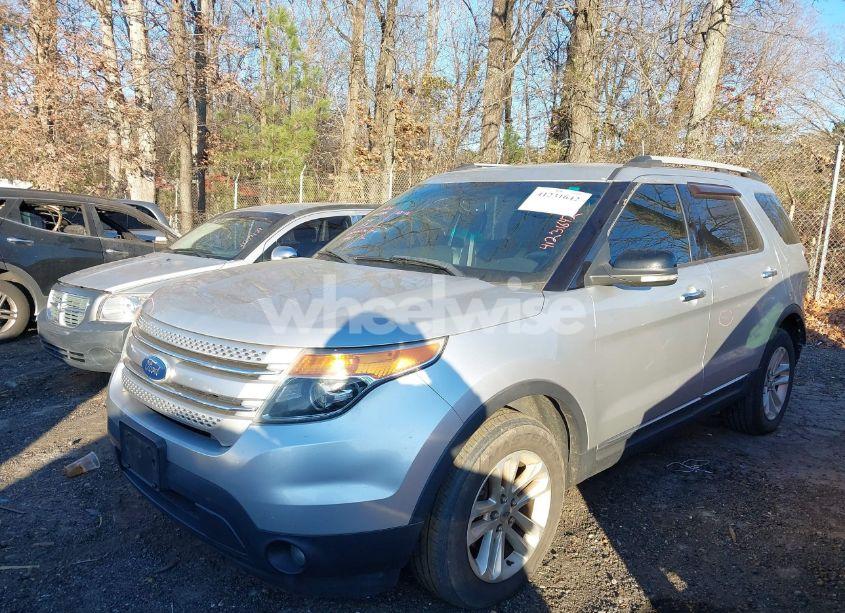 Photo 2 of 2011 Ford Explorer XLT (VIN 1FMHK8D84BGA26151)
