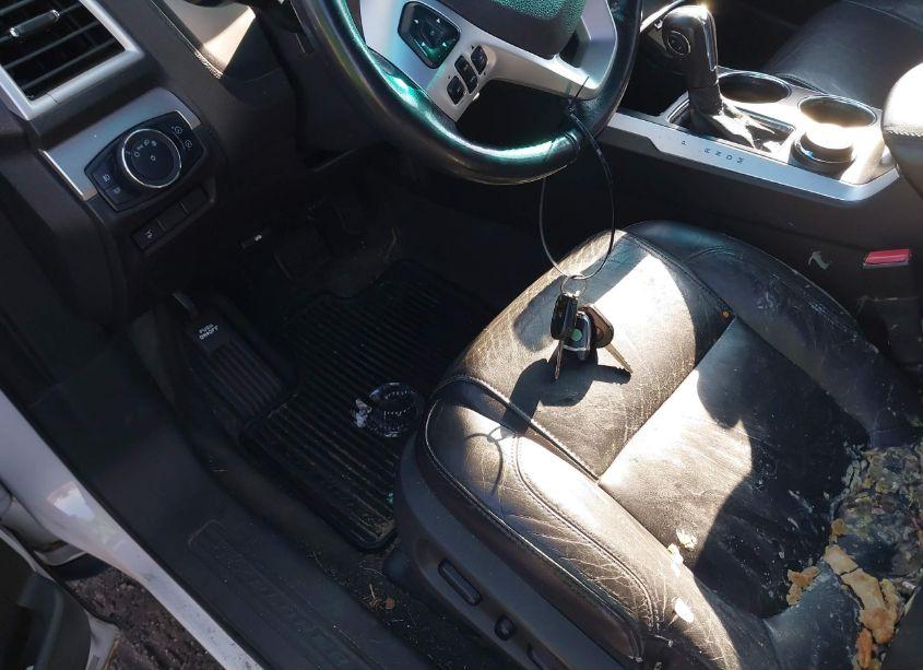 Photo 11 of 2011 Ford Explorer XLT (VIN 1FMHK8D84BGA37148)