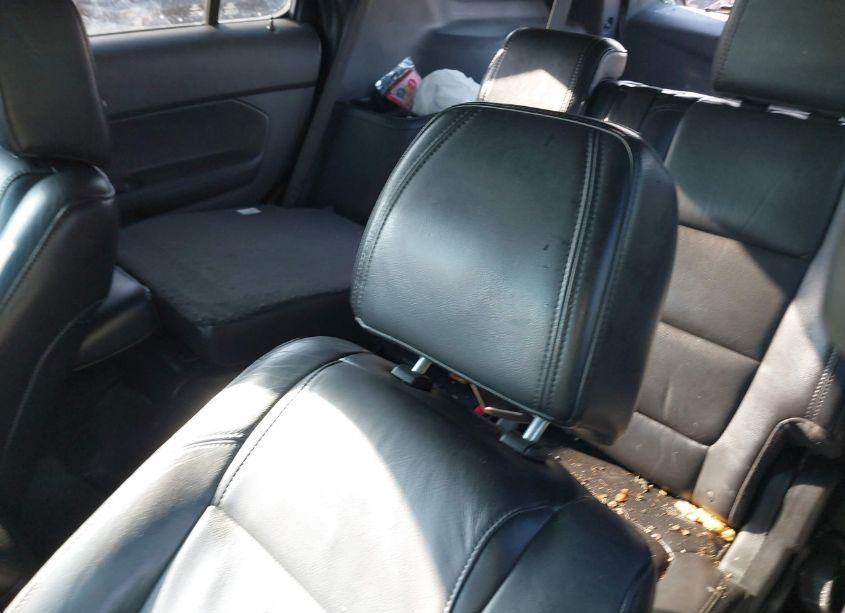 Photo 8 of 2011 Ford Explorer XLT (VIN 1FMHK8D84BGA37148)