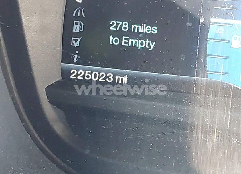 Photo 15 of 2011 Ford Explorer XLT (VIN 1FMHK8D84BGA48022)