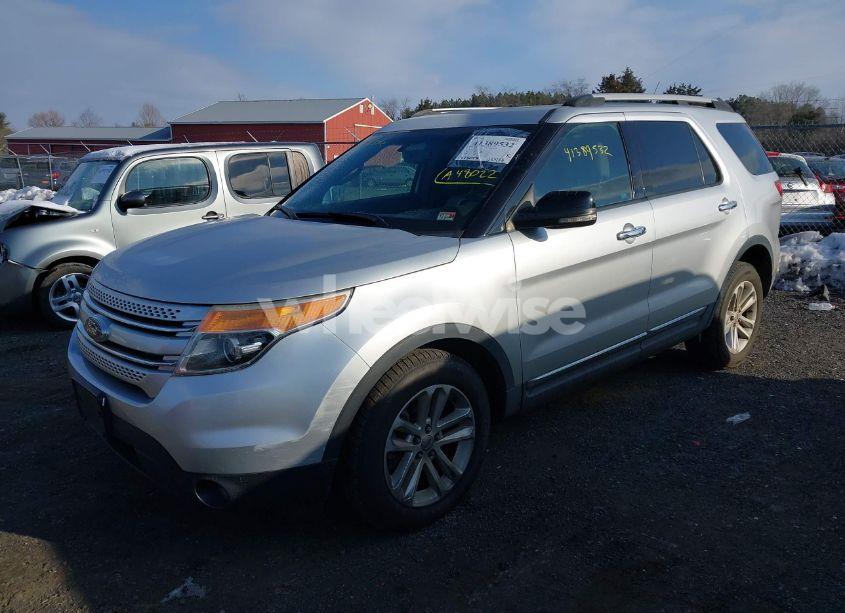 Photo 2 of 2011 Ford Explorer XLT (VIN 1FMHK8D84BGA48022)