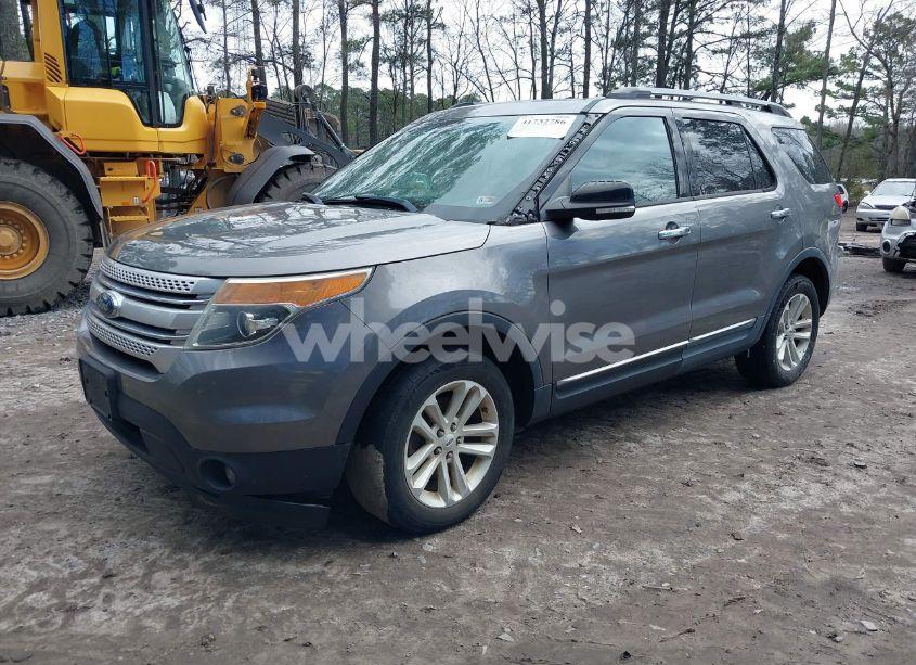 Photo 2 of 2012 Ford Explorer XLT (VIN 1FMHK8D84CGA45218)