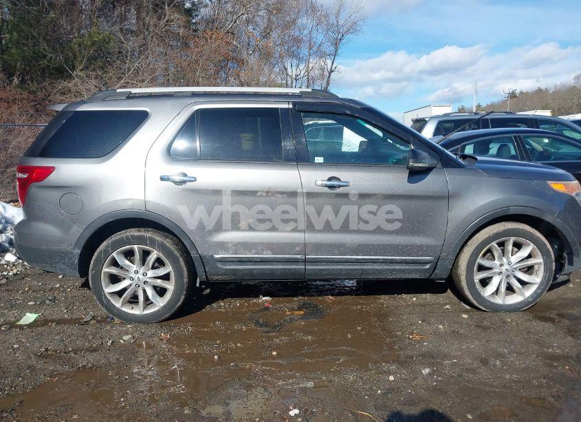 Photo 13 of 2012 Ford Explorer XLT (VIN 1FMHK8D84CGA53772)