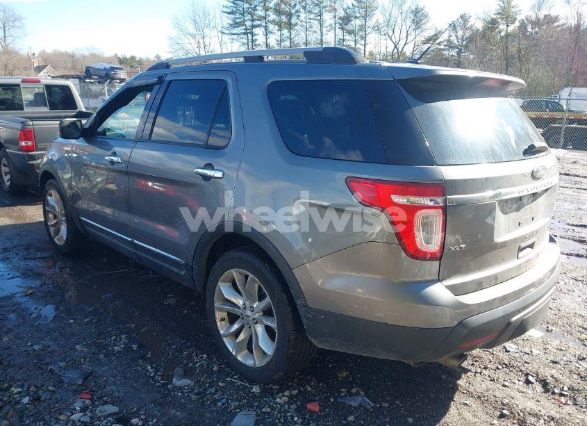 Photo 3 of 2012 Ford Explorer XLT (VIN 1FMHK8D84CGA53772)