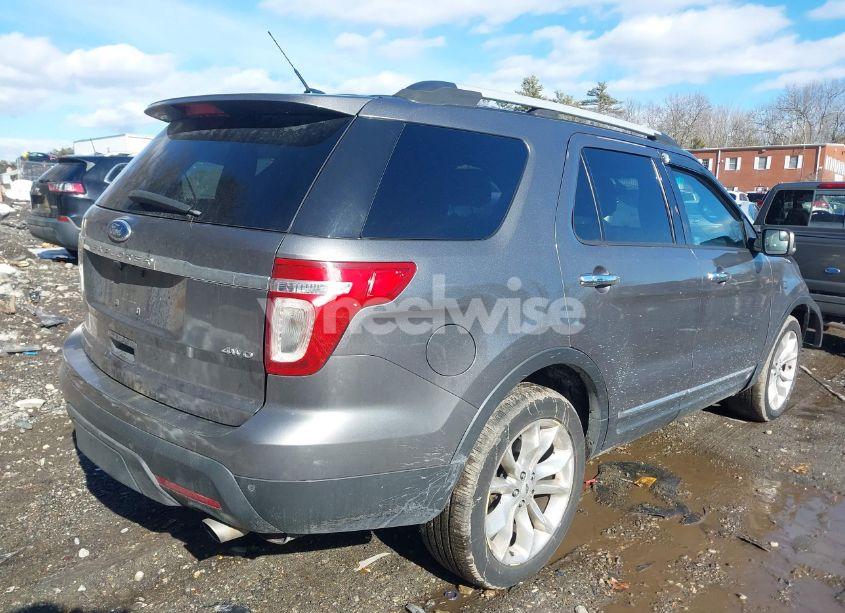 Photo 4 of 2012 Ford Explorer XLT (VIN 1FMHK8D84CGA53772)