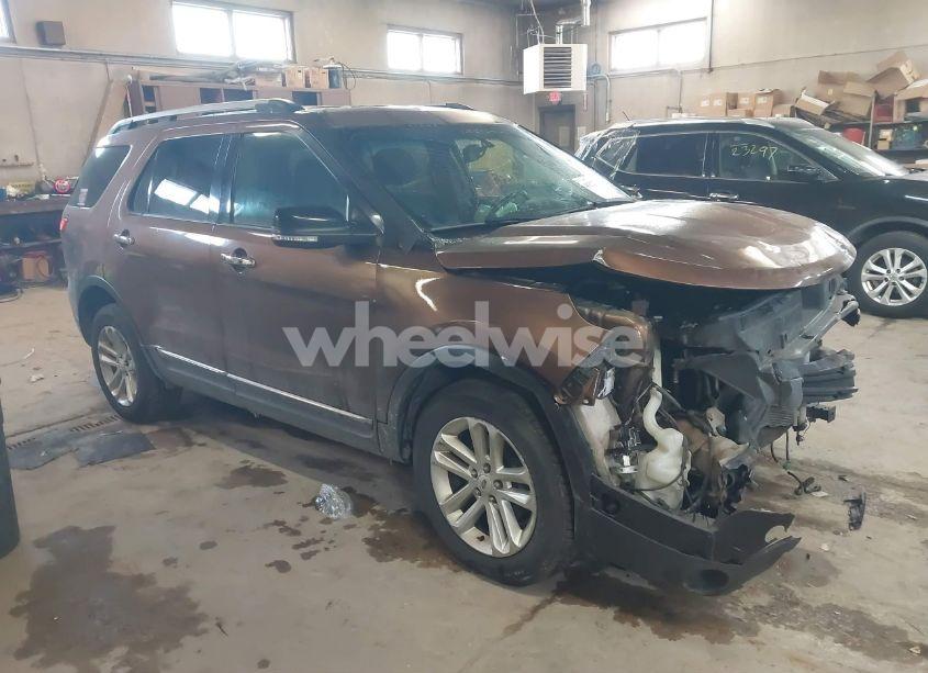 2012 Ford Explorer XLT (VIN 1FMHK8D84CGA85234) main photo