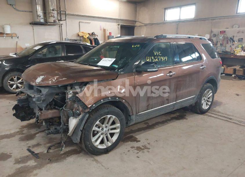 Photo 2 of 2012 Ford Explorer XLT (VIN 1FMHK8D84CGA85234)