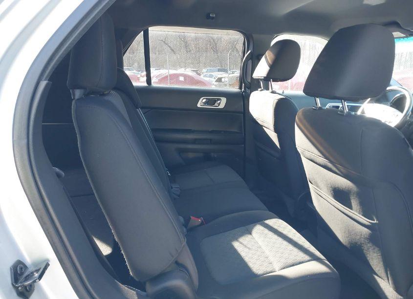 Photo 8 of 2011 Ford Explorer XLT (VIN 1FMHK8D85BGA33528)