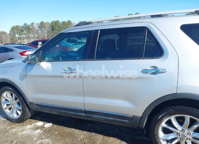 Photo 14 of 2011 Ford Explorer XLT (VIN 1FMHK8D85BGA64181)