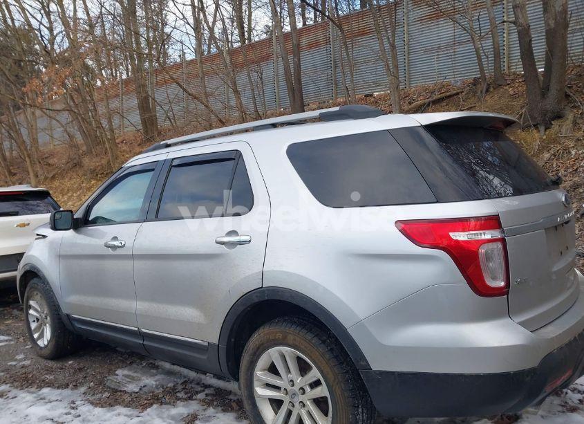 Photo 14 of 2011 Ford Explorer XLT (VIN 1FMHK8D85BGA82762)