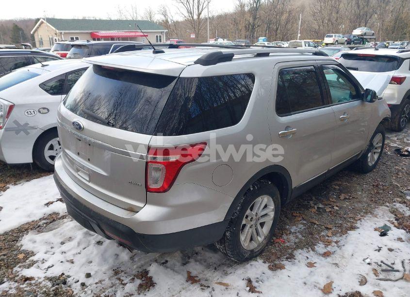 Photo 4 of 2011 Ford Explorer XLT (VIN 1FMHK8D85BGA82762)